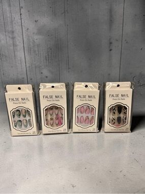 💅🏽 Assorted Press-On Nail Sets
